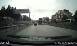 Kapağı açık unutulan kamyon tünele çarptı