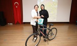 Liseler arası fotoğraf yarışmasında ödüller sahiplerini buldu