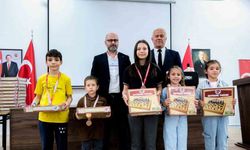 Satranç turnuvasında gençler kıyasıya yarıştı