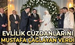 Evlilik cüzdanlarını Mustafa Çağlayan verdi