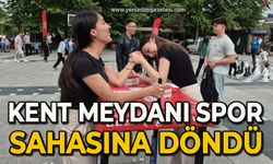 Kent meydanı spor sahasına döndü