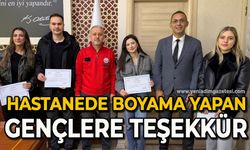 Hastanede boyama yapan gençlere teşekkür