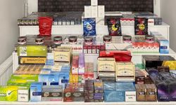Durdurulan araçta kaçak tütün ve çay ele geçirildi