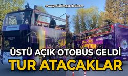 Üstü açık otobüs geldi