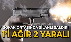 Sokak ortasında silahlı saldırı: 1'i ağır 2 yaralı