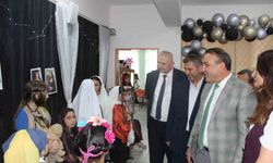 Atatürk ortaokulunda kütüphane açıldı