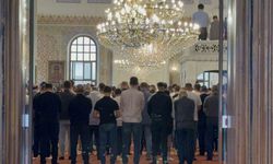 Bayram namazında camiler doldu