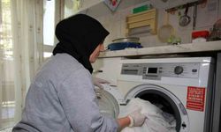 Bayram öncesi evde bakım hizmetiyle yaşlı ve engellilerin yüzü güldü