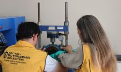 Betonun, asfaltın ve zeminin kalitesi burada ölçülüyor