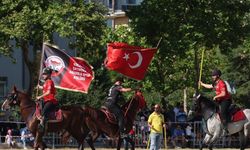 Cirit şöleni ata sporu yaşatılıyor