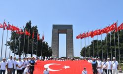 Liseli öğrenciler, Çanakkale Şehitliğini gezdi