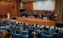 Mezunlar hekimliğe ilk adımını attı