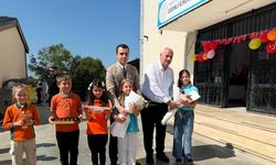 Miniklerin karne sevincine ortak oldular