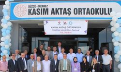 Ortaokul öğrencilerinin hazırladığı bilim projeleri sergilendi