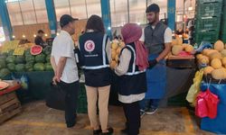 Pazar yerinde ürünlerin künye ve faturaları incelendi