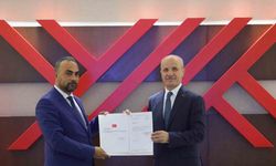 Rektör Prof. Dr. Ahmet Akkaya mazbatasını aldı