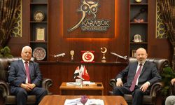 Yemen’in Ankara Büyükelçisi, Rektör Kırışık ile bir araya geldi