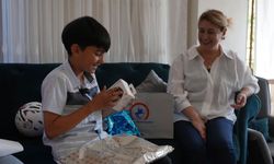 Bayram günü yürekleri ısıtan çocuk