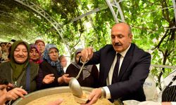 2 bin 500 kişiye aşure ikram edildi