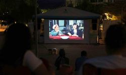 Düzce Üniversitesi’nde açık hava sinema günleri başladı