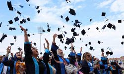 Düzce Üniversitesi’nde mezuniyet heyecanı devamı ediyor