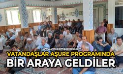 Devrek’te vatandaşlar aşure programında bir araya geldiler