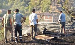 Aynı bölgede ikinci orman yangını: 5 samanlık küle döndü