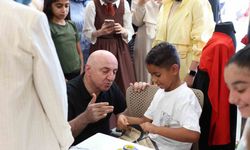 Çocuklar el emeği ürünlerini sergiledi