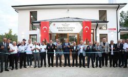 Depremde yıkılan caminin yerine yenisi yapıldı