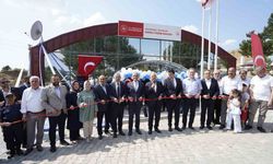 Devrekani Kapalı Yüzme Havuzu hizmete açıldı