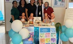 Emzirmeye dair farkındalık standı açtılar