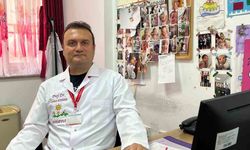 Prof. Dr. Cumhur Aydemir: "Anne sütü, sağlıklı nesillerin temelidir"