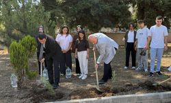 Geleceğe nefes olacak fidanlar toprakla buluştu