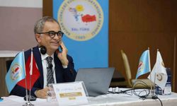 Hayri Baraçlı’dan Bulgaristanlı gençlere ’liderlik’ tavsiyeleri
