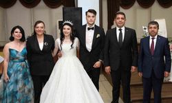 Mutluluklarına şahitlik ettiler