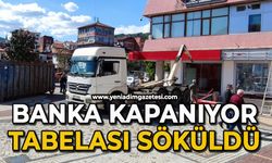 Banka kapanıyor tabelası söküldü