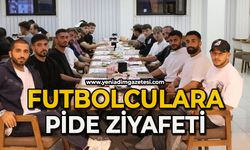 Futbolculara pide ziyafeti verildi