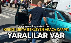 Kırmızı ışıkta araca çarptı: Yaralılar var