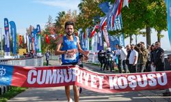 16 ülkeden sporcu Cumhuriyet için koştu