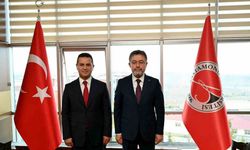 Bakan Yumaklı, Rektör Topal’dan çalışmalarla ilgili bilgi aldı