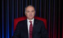 Başkan Özlü, "Cedidiye Kent Meydan projesinden kamu zararı değil, kamu yararı var"