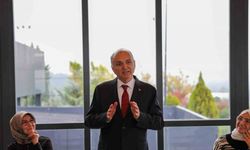 Başkan Özlü’den gençlere: "Kendiniz olun"