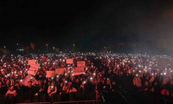 Bolu’da binlerce kişi, Manga konserinde Cumhuriyet coşkusunu yaşadı