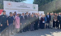 Çiftçilere 300 bin sebze fidesi dağıtıldı