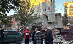 Çöken binanın eski hali ortaya çıktı