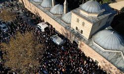 Enkazda kalan 4 kişilik Bilir ailesi, son yolcuklarına uğurlandı