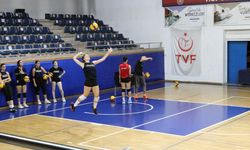 Gençlere örnek özverili sporcular