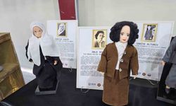 "Kahraman Türk Kadınları ve Folklorik Bebekler Sergisi" Gölcük’te açıldı