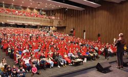 Şermin Yaşar: "Türkçe’nin en orijinal hali köylerde"