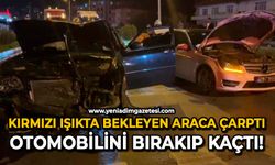 Kırmızı ışıkta bekleyen araca çarptı: Otomobilini bırakıp kaçtı!